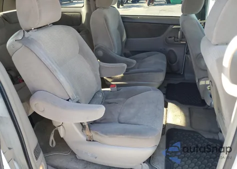 2010 Toyota Sienna Ce из США, поврежденный, VIN 5TDKK4CC7AS320821